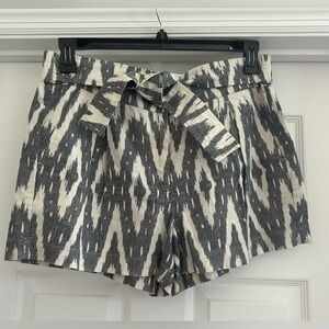 J.Crew Linen & Cotton Beige Ikat Pleated Bow Tie Belt High Waist shorts size 10